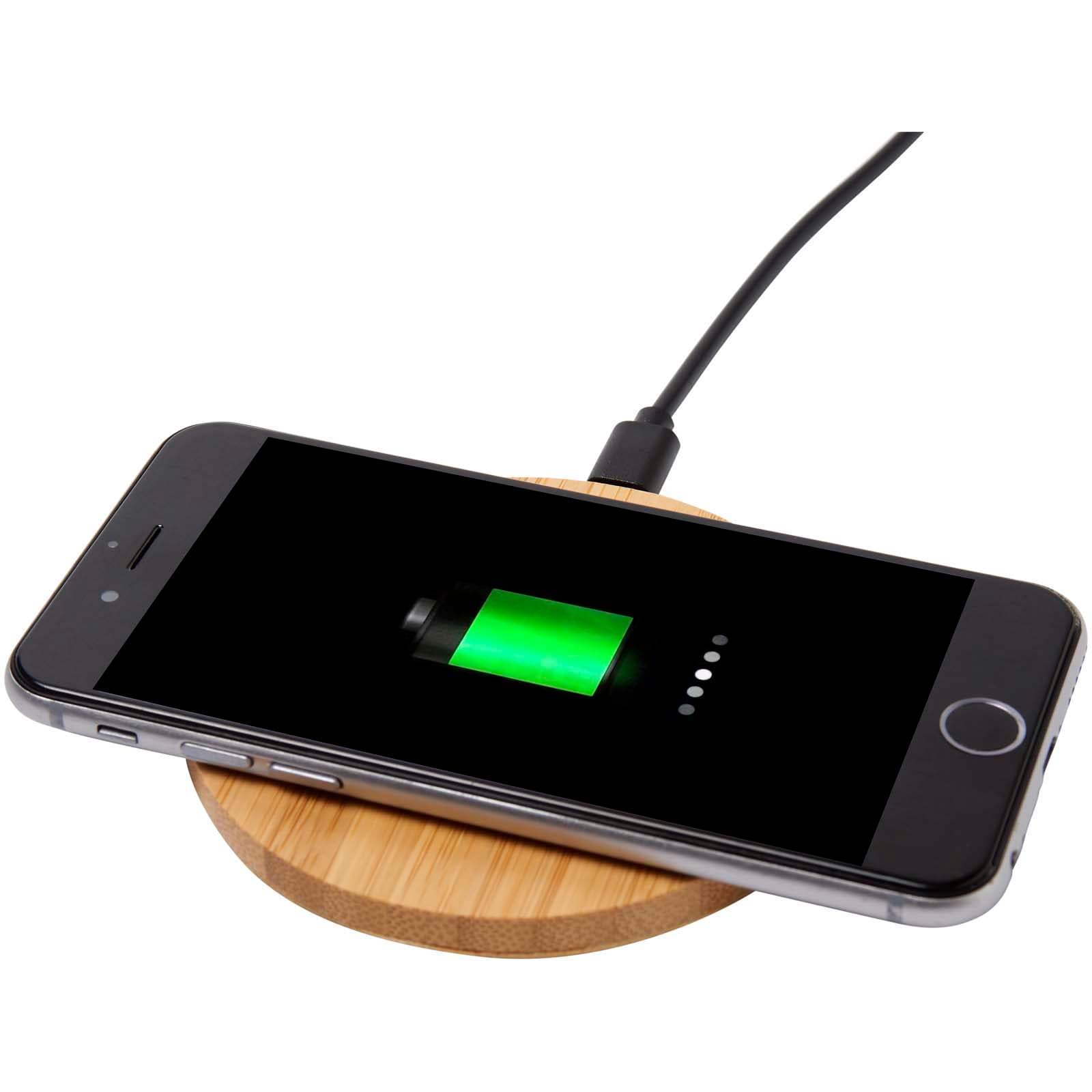 Pad de încărcare wireless din bambus Essence 15W