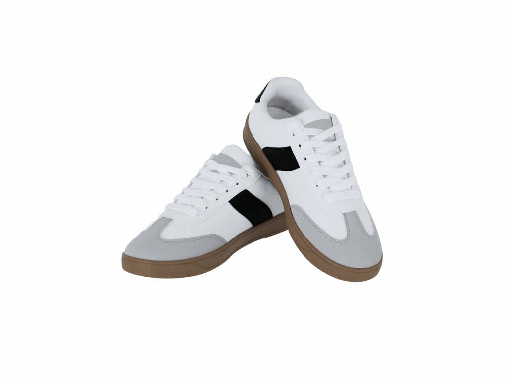 Adidași Kodama