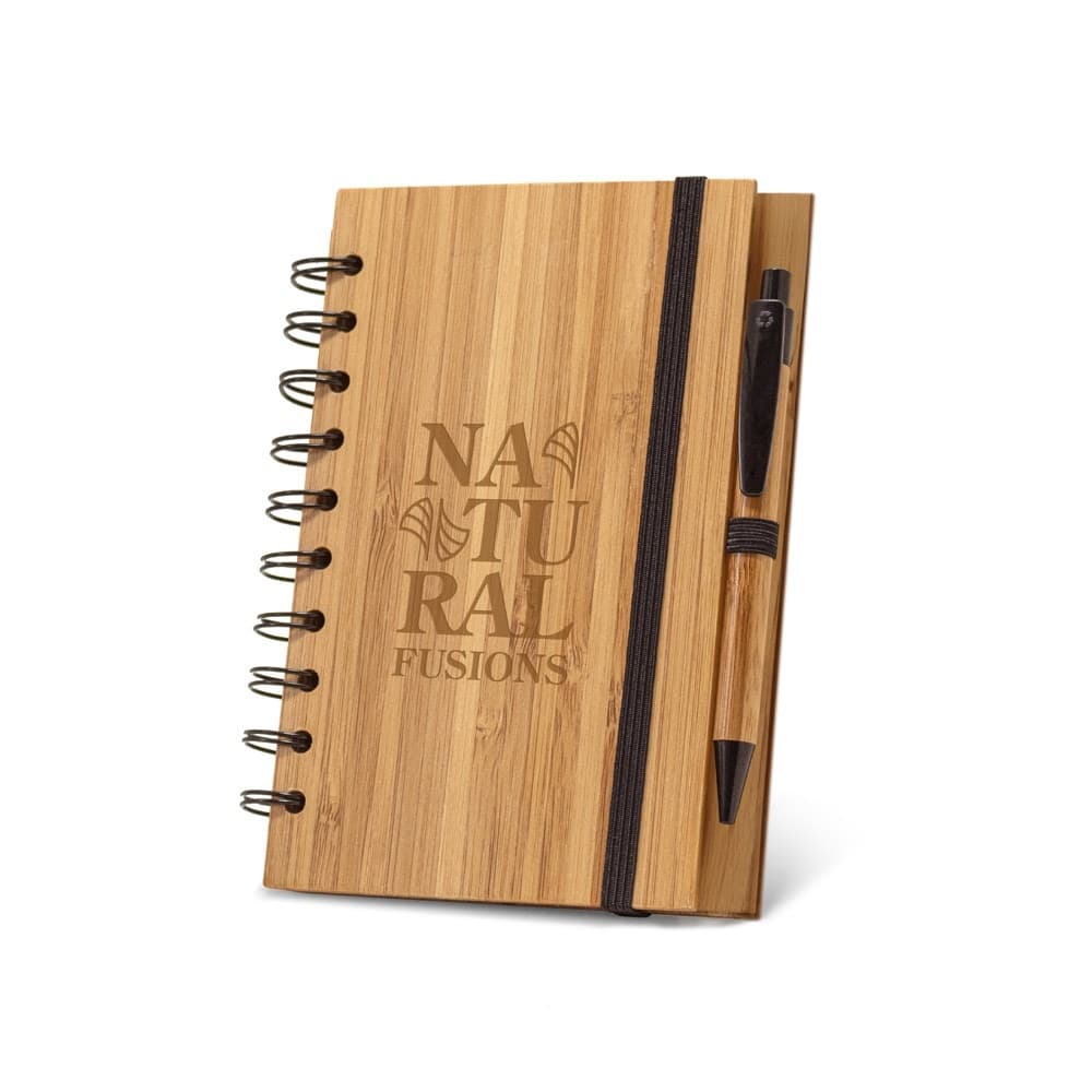 DICKENS A5. Bamboo A5 spiral notebook with 100% recycled paper