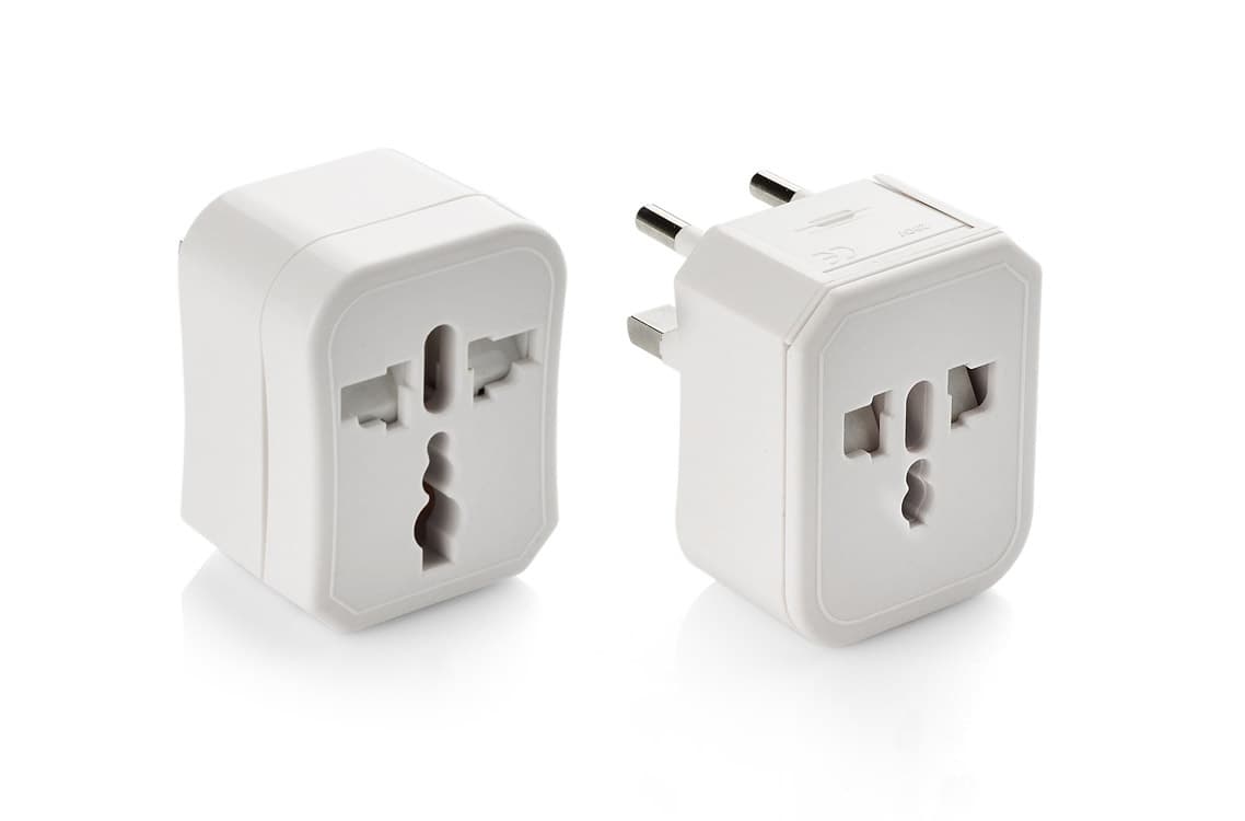 Adaptor de călătorie RESA