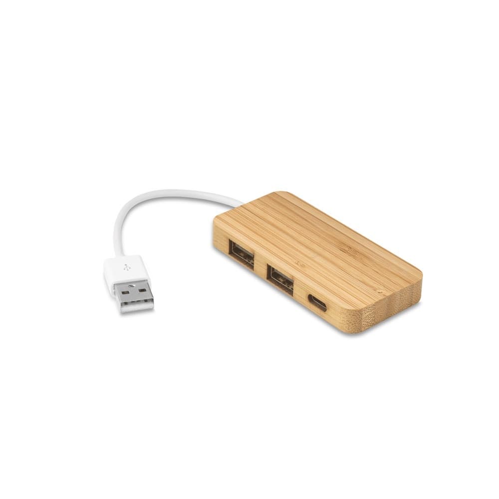 MOSER. HUB cu 2 porturi USB-A și 1 port USB-C din bambus