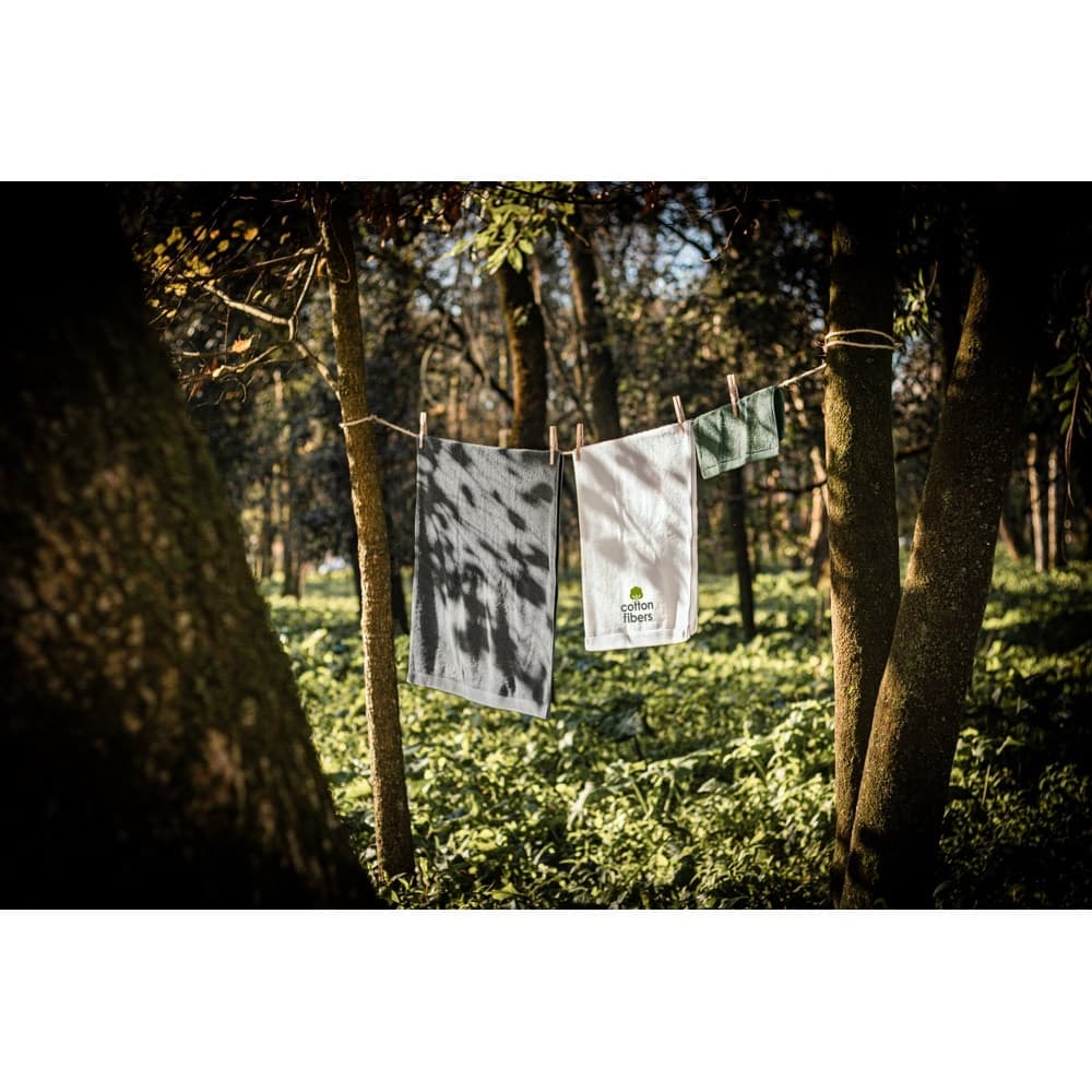 BARDEM M. Face towel (500 g/m²) in cotton (82%) and recycled cotton (18%)